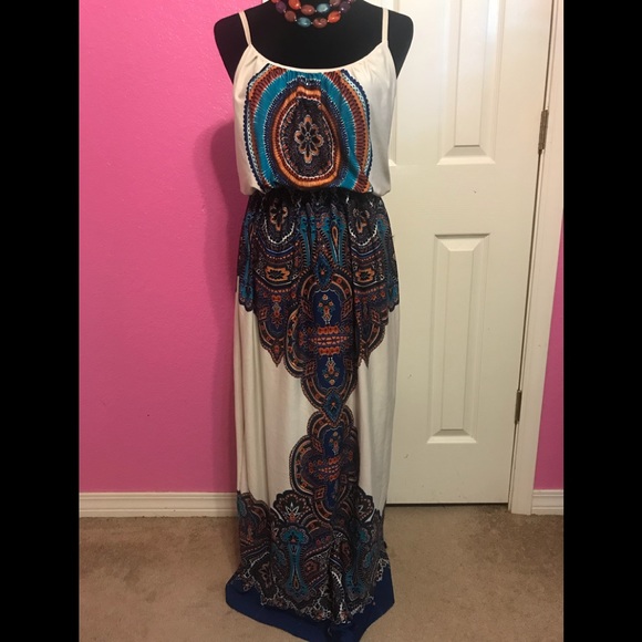 bailey blue Dresses & Skirts - 🔹Maxi dress 🔹 size Large